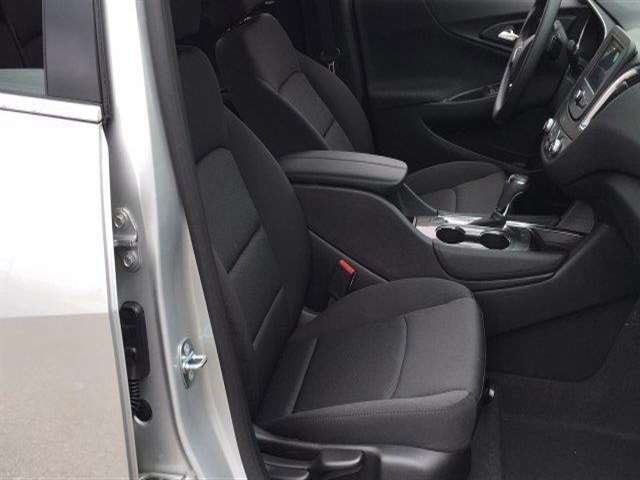 2017 Chevrolet Malibu LT 4dr Sedan